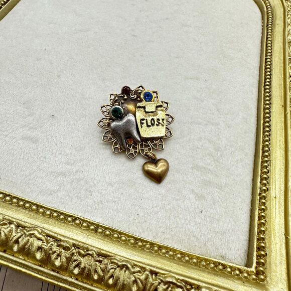 Vintage Jewelry Floss Dentist Brooch Pin Dentist Gift Tooth Brooch - Picture 6 of 8
